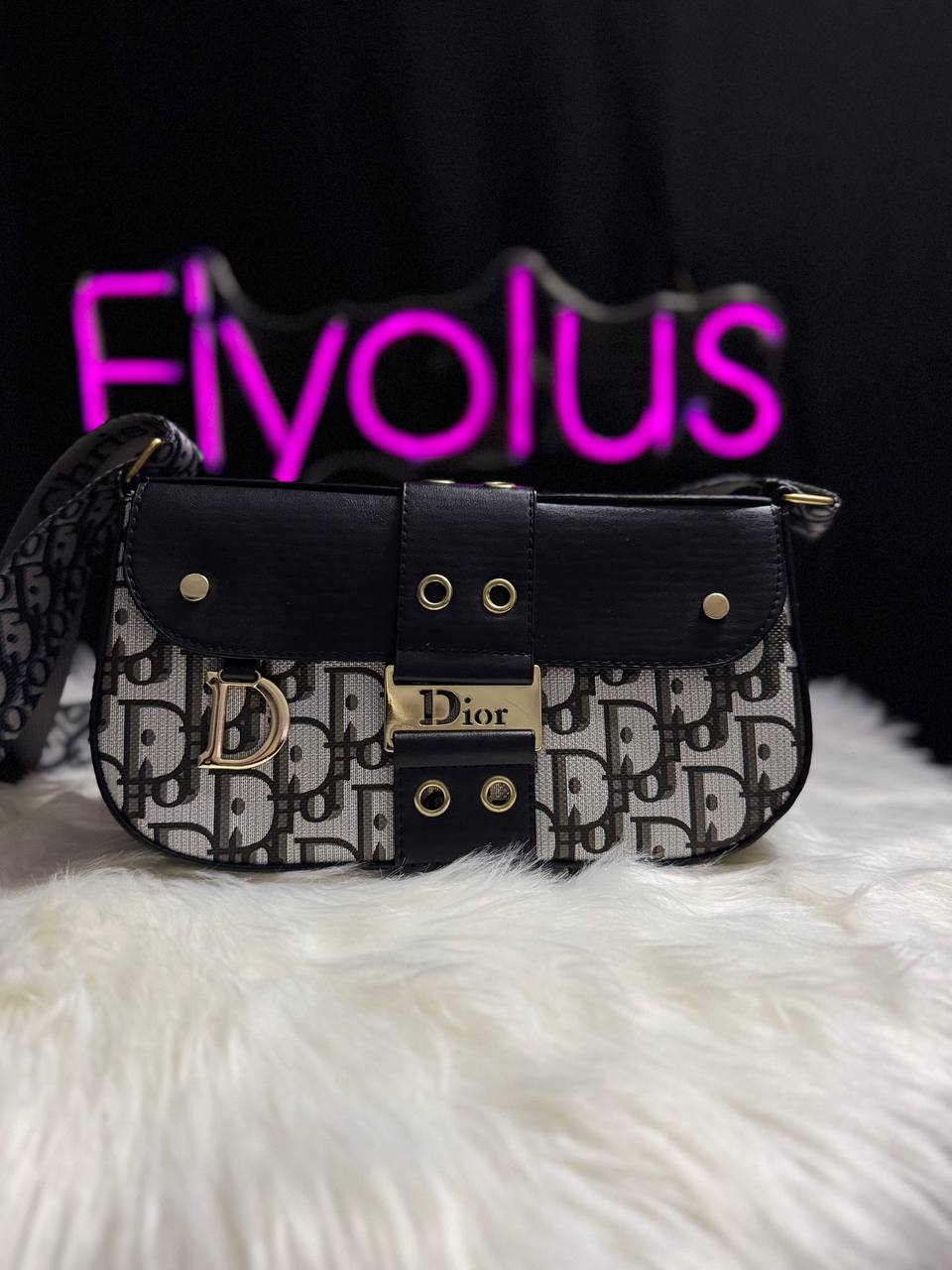Dior Bagget Omuz Askılı Siyah